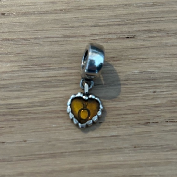 Pandora genuine cognac heart retired heart charm - Picture 1 of 7